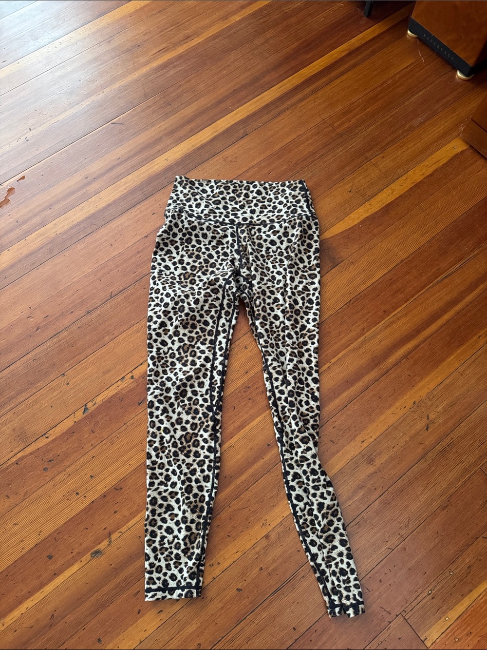 Leopard Print women’s Leggings – Neutral Brown